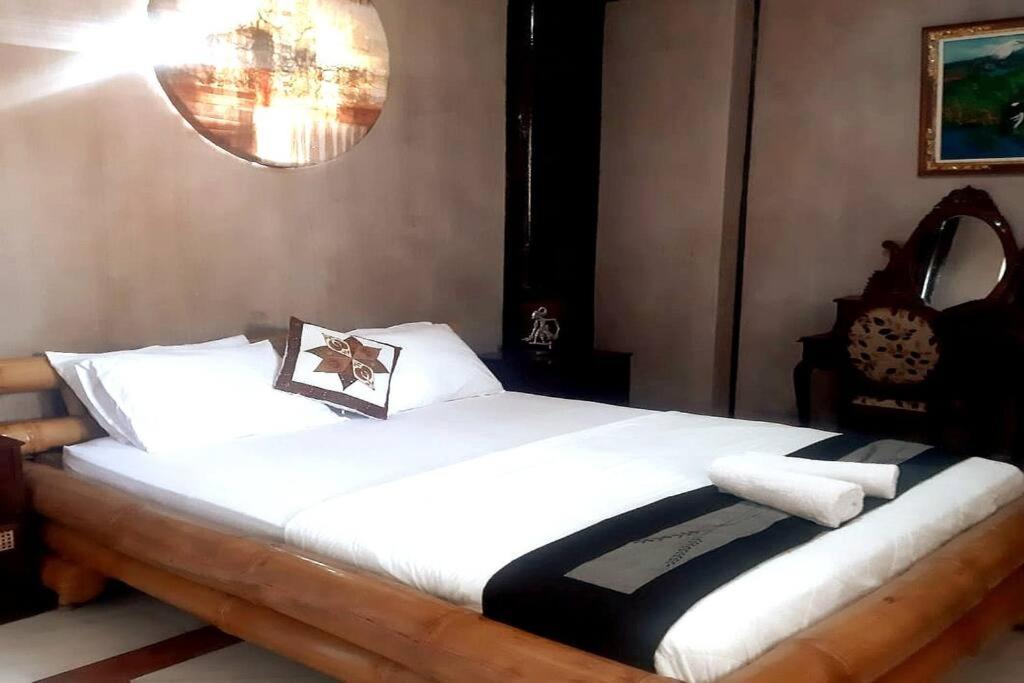 The Reinhold Guesthouse Bali Керобокан Экстерьер фото