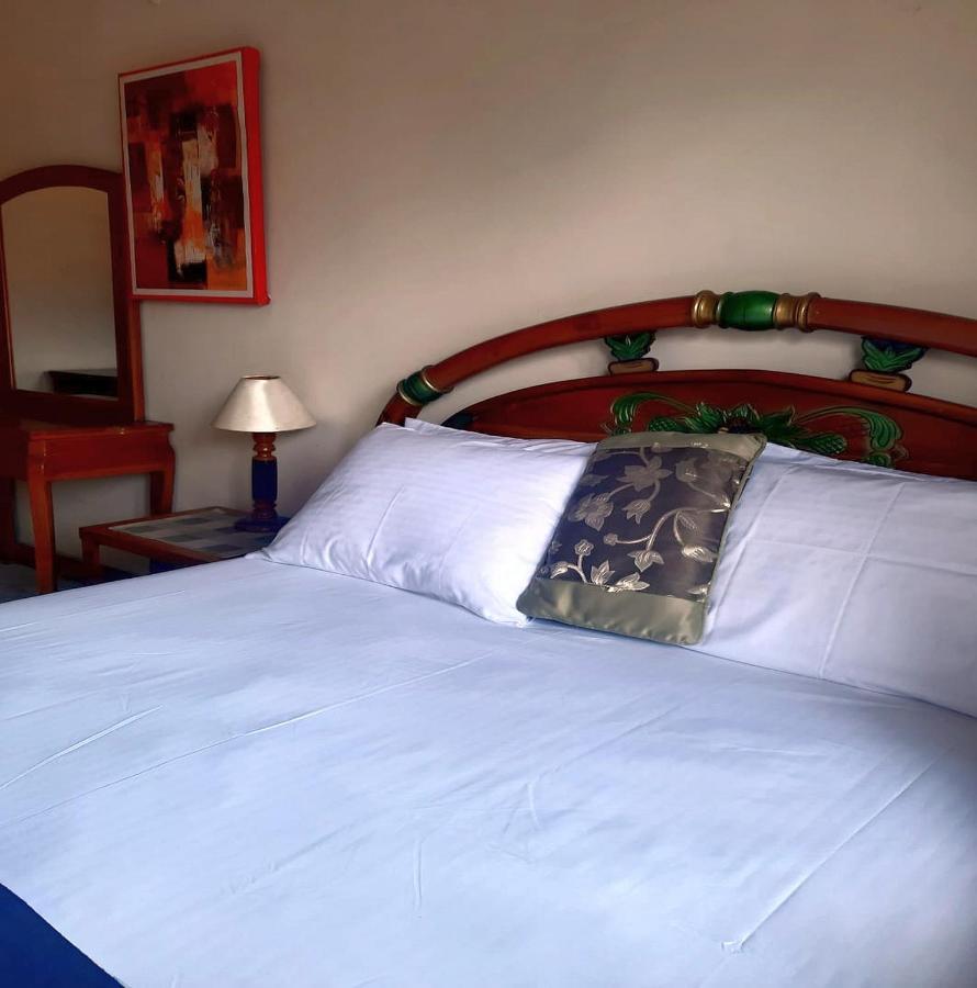 The Reinhold Guesthouse Bali Керобокан Экстерьер фото