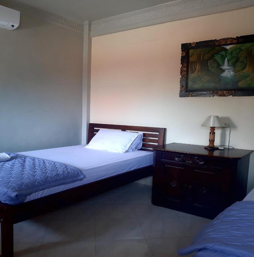 The Reinhold Guesthouse Bali Керобокан Экстерьер фото
