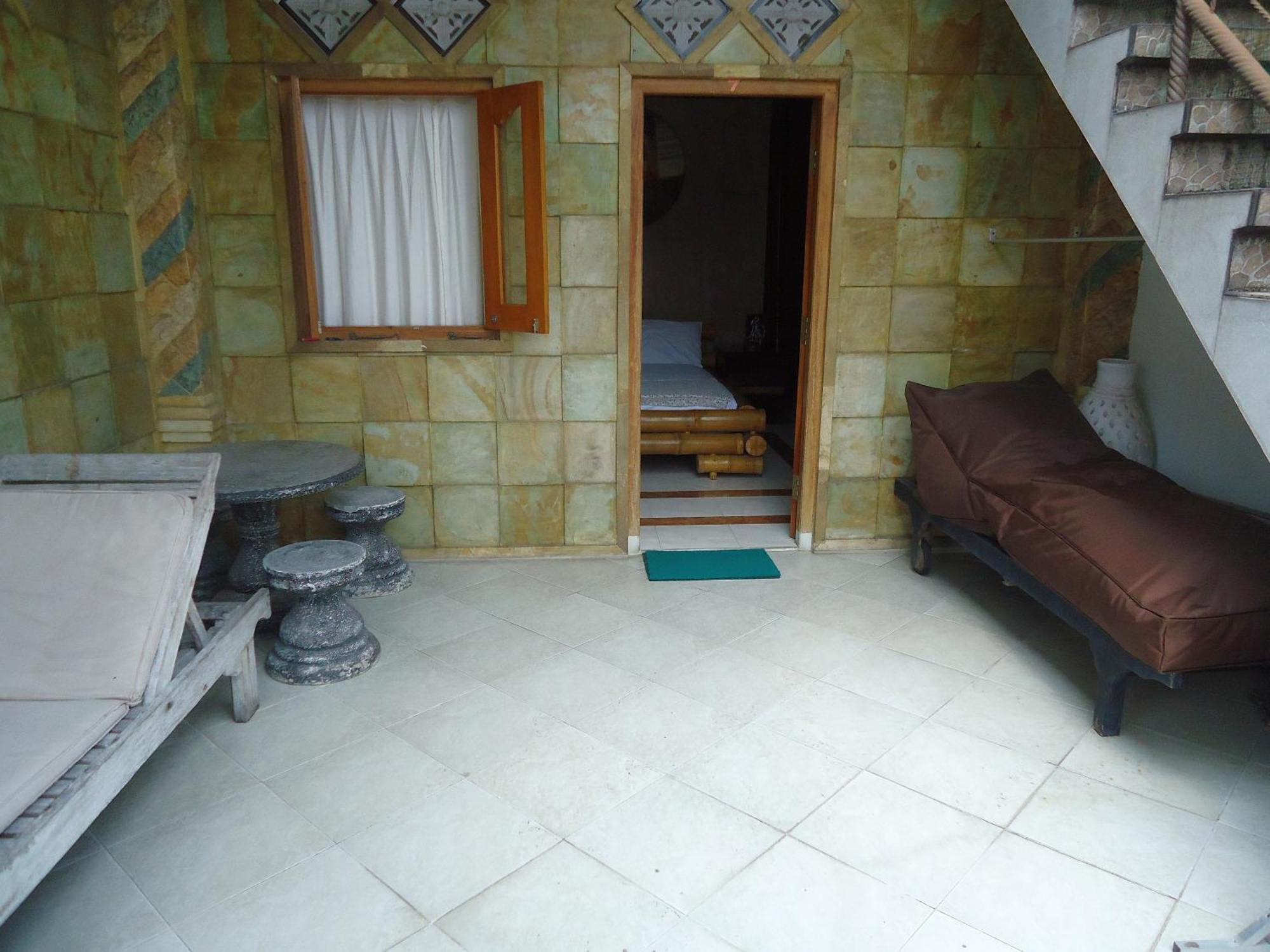The Reinhold Guesthouse Bali Керобокан Экстерьер фото